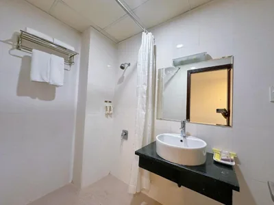 Ruby Star Hotel- Near Bến Thành Market – Photos 14